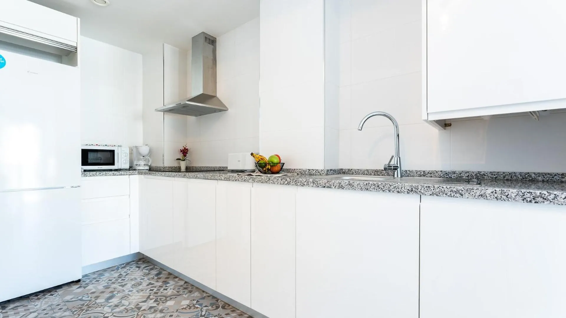 Apartment Malagasuite Quintana Holidays Torremolinos Spain